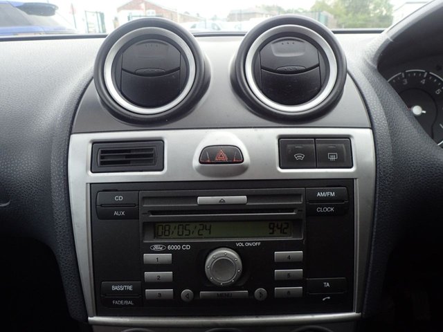 2007 FORD FIESTA 1.4 ZETEC CLIMATE 16V 5d 80 BHP - Photo 9