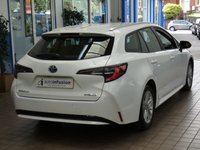 USED 2022 22 TOYOTA COROLLA 1.8 ICON TECH 5d 121 BHP SAT NAV HEATED SEATS REAR VIEW CAMERA CRUISE CONTROL PARKING SENSORS 1 OWNER 10 YR TOYOTA WARRANTY JULY 2032