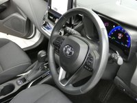 USED 2022 22 TOYOTA COROLLA 1.8 ICON TECH 5d 121 BHP SAT NAV HEATED SEATS REAR VIEW CAMERA CRUISE CONTROL PARKING SENSORS 1 OWNER 10 YR TOYOTA WARRANTY JULY 2032