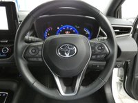USED 2022 22 TOYOTA COROLLA 1.8 ICON TECH 5d 121 BHP SAT NAV HEATED SEATS REAR VIEW CAMERA CRUISE CONTROL PARKING SENSORS 1 OWNER 10 YR TOYOTA WARRANTY JULY 2032