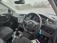 USED 2017 17 VOLKSWAGEN TIGUAN 2.0 SEL TDI BMT 4MOTION 5d 148 BHP A REALLY BEAUTIFUL ADDITION, JUST IN+ONLY 1 FORMER KEEPER+SERVICE HISTORY+DIESEL+ULEZ COMPLIANT+CRUISE CONTROL+FULL PANORAMIC GLASS ROOF+SATELLITE NAVIGATION+PARK ASSIST+AIR CONDITIONING+CLIMATE CONTROL+ALLOY WHEELS+READY TO DRIVE AWAY TODAY+CALL NOW FOR MORE INFORMATION AND TO ARRANGE A VIEWING!!!!!!!!!!!!!!!!!!!!!!!!!!!!!!!