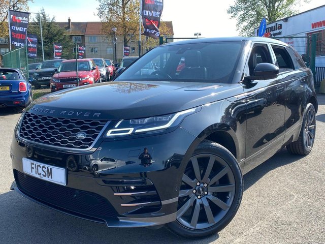 2017 67 LAND ROVER RANGE ROVER VELAR 2.0 R-DYNAMIC HSE 5d 238 BHP A REALLY BEAUTIFUL EXAMPLE+LOW MILEAGE+DIESEL+AUTOMATIC+ULEZ COMPLIANT+ONLY 2 FORMER KEEPERS+SERVICE HISTORY+PRIVACY GLASS+BLIND SPOT MONITOR+FULL PANORAMIC GLASS ROOF+AMBIENT LIGHTING+FULL LEATHER INTERIOR+SATELLITE NAVIGATION+PARK ASSIST+CLIMATE CONTROL+21 INCH ALLOY WHEELS+COST NEW &pound;66025 MAKING THIS VEHICLE UNBELIEVABLE VALUE AT OUR LOW PRICE+READY TO DRIVE AWAY TODAY SO CALL NOW TO ARRANGE A VIEWING!!!!!!!!!!!!!!!!!!!!!!!!!!!!!!!!!!!!!!!!!!!!!