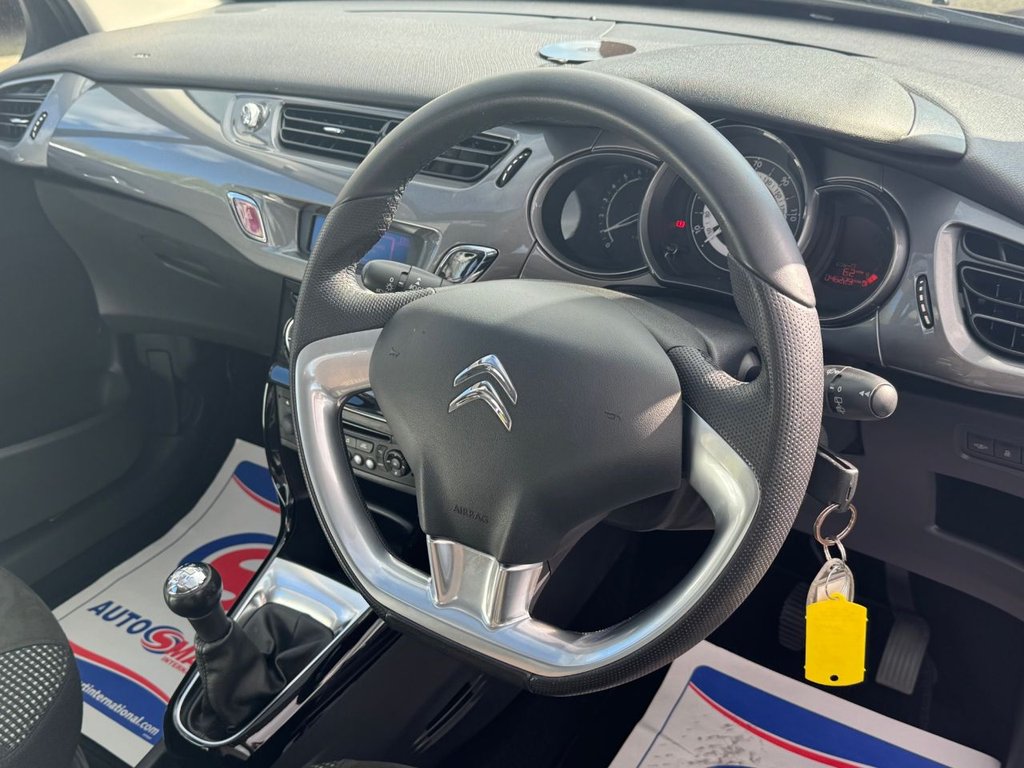 USED 2015 CITROEN C3 1.2 EXCLUSIVE 5d 109 BHP FANTASTIC SPEC,LOW MILEAGE