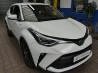 USED 2020 70 TOYOTA CHR 1.8 EXCEL 5d 121 BHP SAT NAV LEATHER HEATED SEATS REAR VIEW CAMERA PARKING SENSORS 1 OWNER SERVICE HISTORY 10 YR TOYOTA WARRANTY TILL SEPT 2030