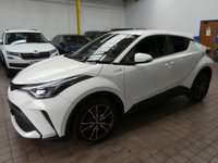 USED 2020 70 TOYOTA CHR 1.8 EXCEL 5d 121 BHP SAT NAV LEATHER HEATED SEATS REAR VIEW CAMERA PARKING SENSORS 1 OWNER SERVICE HISTORY 10 YR TOYOTA WARRANTY TILL SEPT 2030