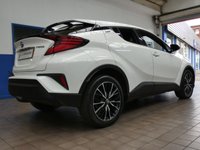 USED 2020 70 TOYOTA CHR 1.8 EXCEL 5d 121 BHP SAT NAV LEATHER HEATED SEATS REAR VIEW CAMERA PARKING SENSORS 1 OWNER SERVICE HISTORY 10 YR TOYOTA WARRANTY TILL SEPT 2030