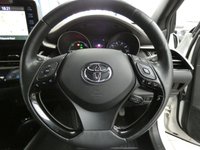 USED 2020 70 TOYOTA CHR 1.8 EXCEL 5d 121 BHP SAT NAV LEATHER HEATED SEATS REAR VIEW CAMERA PARKING SENSORS 1 OWNER SERVICE HISTORY 10 YR TOYOTA WARRANTY TILL SEPT 2030
