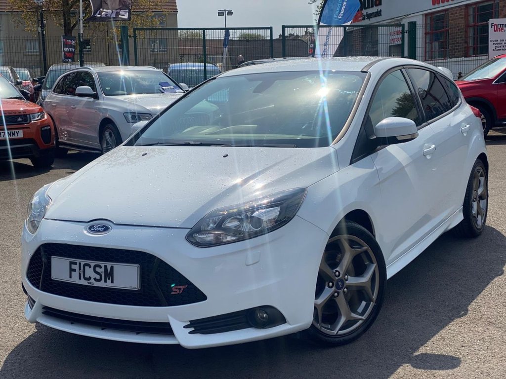 View our FORD FOCUS