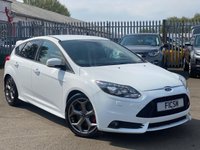 USED 2013 13 FORD FOCUS 2.0 ST-3 5d 247 BHP A BEAUTIFUL EXAMPLE+LOW MILEAGE+ONLY 2 FORMER KEEPERS+SERVICE HISTORY+ULEZ COMPLIANT+PRIVACY GLASS+HEATED SEATS+CRUISE CONTROL+FULL LEATHER INTERIOR+PARK ASSIST+AIR CONDITIONING+CLIMATE CONTROL+18 INCH ALLOY WHEELS+BLUETOOTH CONNECTIVITY+READY TO DRIVE AWAY TODAY+CALL NOW TO SPEAK WITH ONE OF OUR EXPERIENCED SALES ADVISORS!!!!!!!!!!!!!!!!!!