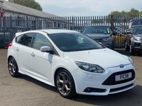 USED 2013 13 FORD FOCUS 2.0 ST-3 5d 247 BHP A BEAUTIFUL EXAMPLE+LOW MILEAGE+ONLY 2 FORMER KEEPERS+SERVICE HISTORY+ULEZ COMPLIANT+PRIVACY GLASS+HEATED SEATS+CRUISE CONTROL+FULL LEATHER INTERIOR+PARK ASSIST+AIR CONDITIONING+CLIMATE CONTROL+18 INCH ALLOY WHEELS+BLUETOOTH CONNECTIVITY+READY TO DRIVE AWAY TODAY+CALL NOW TO SPEAK WITH ONE OF OUR EXPERIENCED SALES ADVISORS!!!!!!!!!!!!!!!!!!