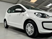 USED 2014 14 VOLKSWAGEN UP 1.0 MOVE UP 3d 59 BHP STUNNING LOW MILES+&pound;20 TAX!!!!