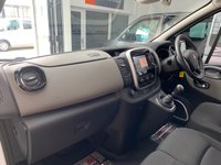 USED 2019 19 RENAULT TRAFIC 1.6 LL29 SPORT NAV DCI 9 SEAT MINIBUS 120 BHP AIR CON & SAT NAV  6 MONTHS WARRANTY 12 MONTHS MOT
