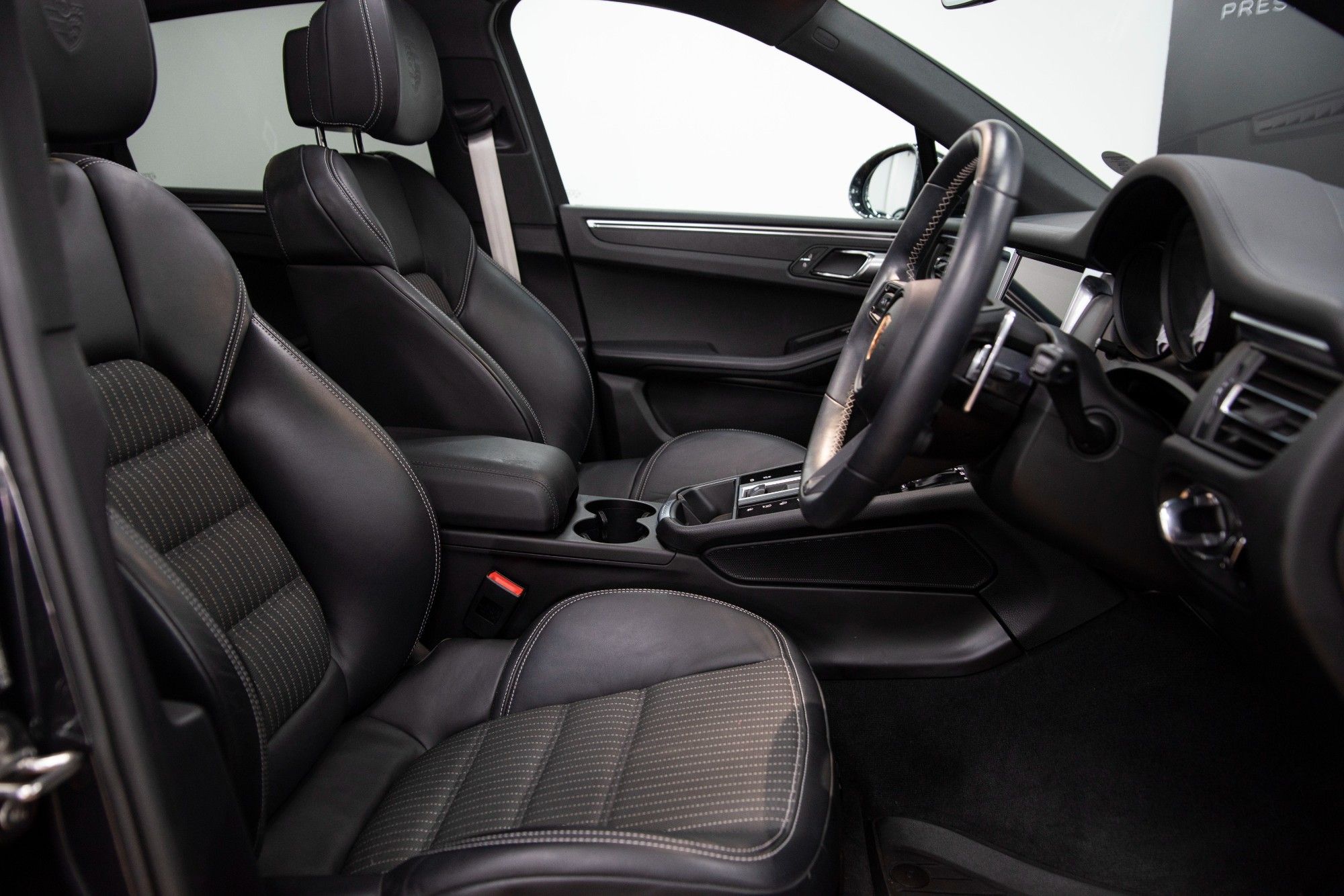 USED 2022 72 PORSCHE MACAN 2.0 T PDK  