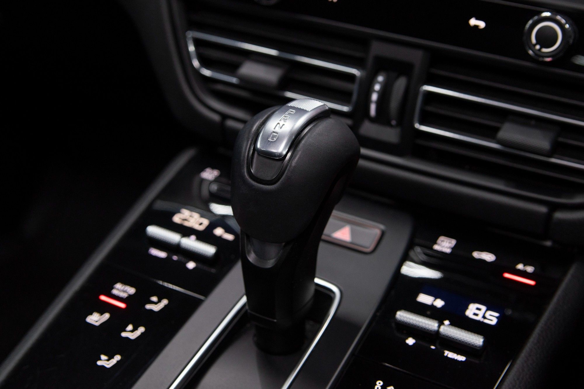 USED 2022 72 PORSCHE MACAN 2.0 T PDK  