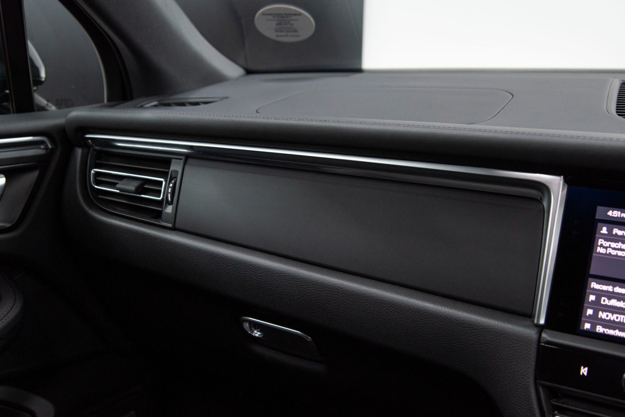 USED 2022 72 PORSCHE MACAN 2.0 T PDK  