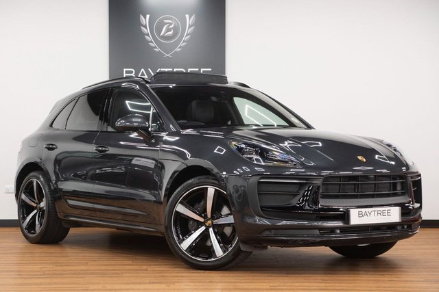 2022 72 Porsche Macan 2.0 T PDK 
