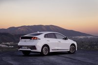USED 2019 19 HYUNDAI IONIQ PREMIUM 5d 118 BHP 