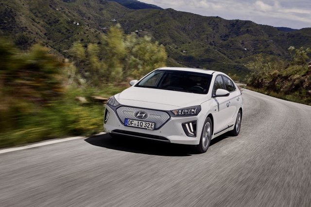 View our HYUNDAI IONIQ