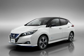 2019 NISSAN LEAF ACENTA 5d 148 BHP £7750.00