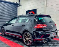 USED 2016 16 VOLKSWAGEN GOLF 2.0 GTD 5d 181 BHP 