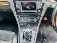 USED 2016 16 VOLKSWAGEN GOLF 2.0 GTD 5d 181 BHP 