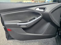 USED 2012 62 FORD FOCUS 1.0 TITANIUM X 5d 124 BHP FORD FOCUS 1.0 TITANIUM X 5d 124 BHP