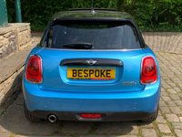 USED 2017 17 MINI HATCH COOPER 1.5 COOPER D 5d 114 BHP BIG SPEC - 2017 MINI COOPER DIESEL - 5DR - EURO 6 - 1 FORMER KEEPER - CHILLI PACK - 17 INCH UPGRADE ALLOYS - 1/2 LEATHER - TWIN ELEC ROOF