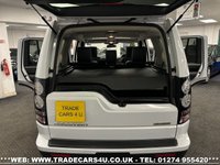 USED 2016 16 LAND ROVER DISCOVERY 3.0 SDV6 LANDMARK 5d 256 BHP UK DELIVERY FLAT FEE &pound;175 (SUBJECT TO DEAL) *OVER 100 IMAGES ON OUR WEBSITE*BESPOKE FINANCE ARRANGED*PART EXCHANGE WELCOME*ALL VEHICLES HPI CLEAR
