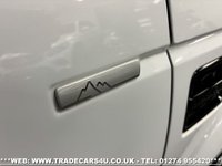 USED 2016 16 LAND ROVER DISCOVERY 3.0 SDV6 LANDMARK 5d 256 BHP UK DELIVERY FLAT FEE &pound;175 (SUBJECT TO DEAL) *OVER 100 IMAGES ON OUR WEBSITE*BESPOKE FINANCE ARRANGED*PART EXCHANGE WELCOME*ALL VEHICLES HPI CLEAR