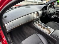 USED 2015 15 JAGUAR XF 2.2 D R-SPORT 4d 200 BHP 