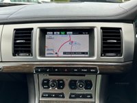 USED 2015 15 JAGUAR XF 2.2 D R-SPORT 4d 200 BHP 