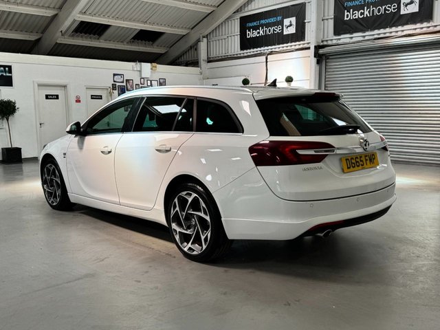 View our VAUXHALL INSIGNIA