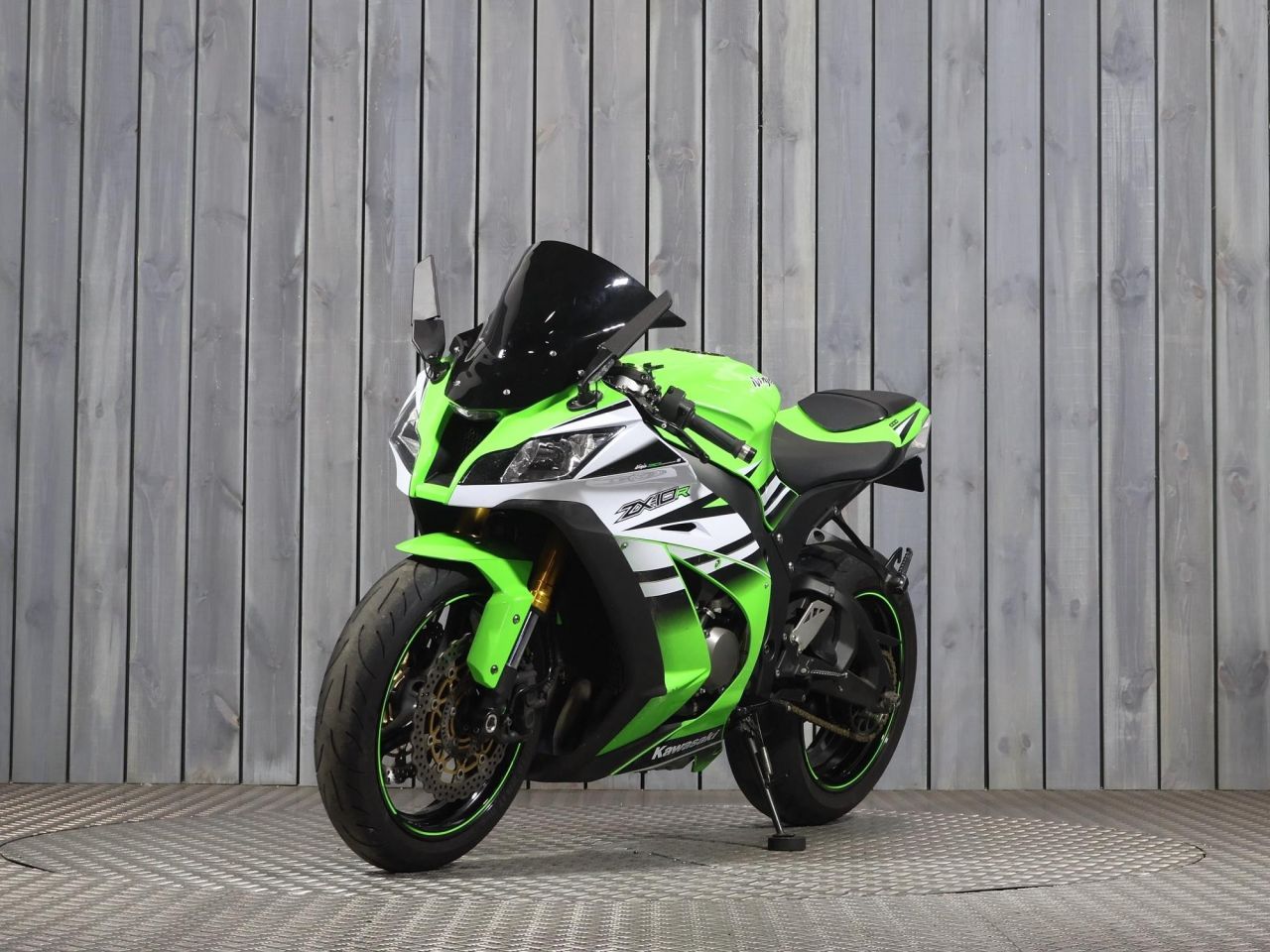 モノキニ緑 世界500台限定｜カワサキ Ninja ZX-10R/RR、2021年モデルは