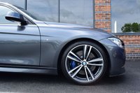 USED 2017 17 BMW 3 SERIES 3.0 335D XDRIVE M SPORT 4d 308 BHP HUD / M SPORT PLUS / PRO NAV
