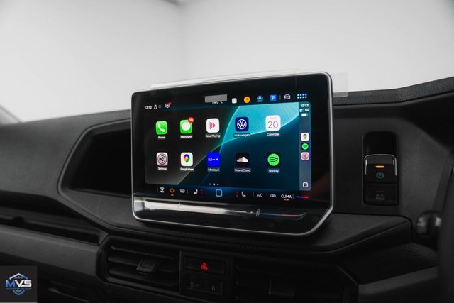 2026 Volkswagen Crafter - Photo 2