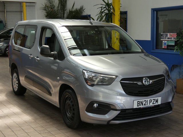 2021 21 Vauxhall Combo Life 1.2 EDITION XL S/S 5d 109 BHP