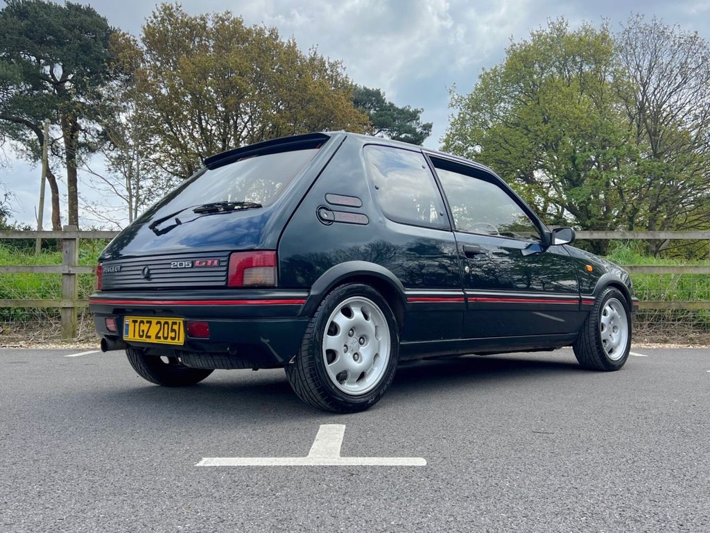 USED 1993 PEUGEOT 205 GTI // 3d // 1.9 121 BHP // Sorrento Green Special Edition // px swap 