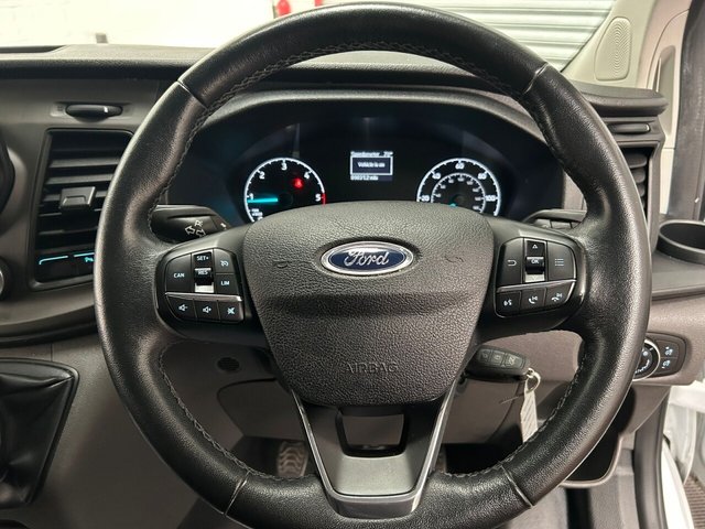 2018 Ford Transit Custom - Photo 4