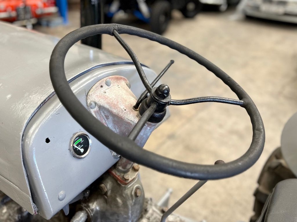 USED 1949 MASSEY FERGUSON ALL MODELS TE20 // 2100cc // Classic tractor // Px swap 