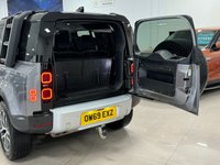 USED 2020 69 LAND ROVER DEFENDER 2.0 HSE 5d 237 BHP PANORAMIC SUNROOF + MERIDIAN + GREAT HISTORY + KIT ADD ONS!!