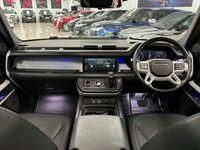 USED 2020 69 LAND ROVER DEFENDER 2.0 HSE 5d 237 BHP PANORAMIC SUNROOF + MERIDIAN + GREAT HISTORY + KIT ADD ONS!!