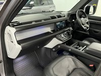USED 2020 69 LAND ROVER DEFENDER 2.0 HSE 5d 237 BHP PANORAMIC SUNROOF + MERIDIAN + GREAT HISTORY + KIT ADD ONS!!