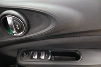 USED 2016 66 MINI CLUBMAN 1.5 COOPER 5d 134 BHP AN AUTOMATIC WITH SAT NAV & PARK DISTANCE CONTROL