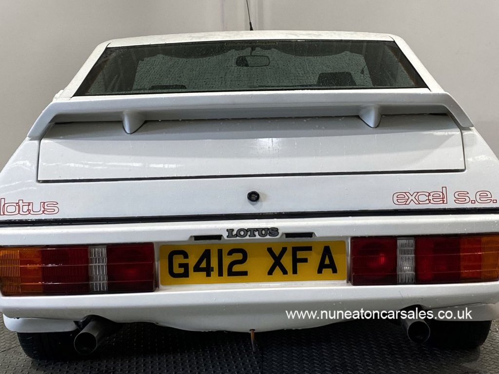 USED 1989 G LOTUS ECLAT 2.2 EXCEL 2d 160 BHP Recent Service and Maintenance