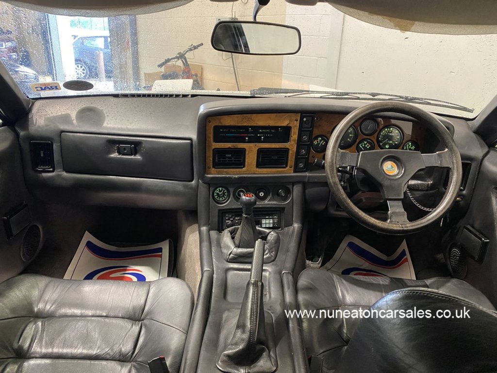 USED 1989 G LOTUS ECLAT 2.2 EXCEL 2d 160 BHP Recent Service and Maintenance