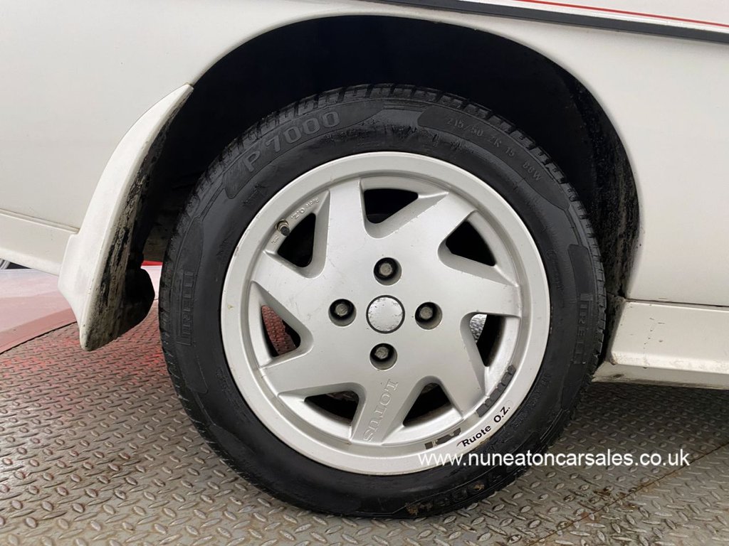 USED 1989 G LOTUS ECLAT 2.2 EXCEL 2d 160 BHP Recent Service and Maintenance