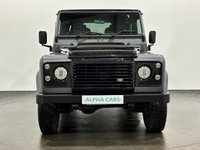 USED 2016 65 LAND ROVER DEFENDER 2.2 TD XS STATION WAGON 3d 122 BHP Striking Defender 90 2.2 TD XS Station Wagon Panoramic Rear Side Glass,  Ebony / Pimento full leather, Towbar , Detachable Leather Anti Theft Steering Wheel