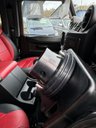 USED 2016 65 LAND ROVER DEFENDER 2.2 TD XS STATION WAGON 3d 122 BHP Striking Defender 90 2.2 TD XS Station Wagon Panoramic Rear Side Glass,  Ebony / Pimento full leather, Towbar , Detachable Leather Anti Theft Steering Wheel