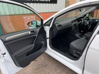 USED 2013 63 VOLKSWAGEN GOLF 2.0 SE TDI BLUEMOTION TECHNOLOGY 5d 148 BHP *FSH *ZERO DEPO FINANCE *DAB