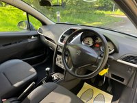 USED 2011 11 PEUGEOT 207 1.4 S 8V 5d 73 BHP 